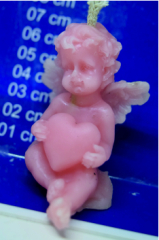 kleiner Engel mit Herz