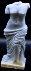 Venus mit Sockel